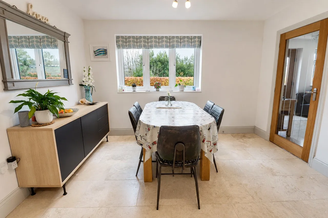 Tavistock Road, Launceston, PL15, photo 3