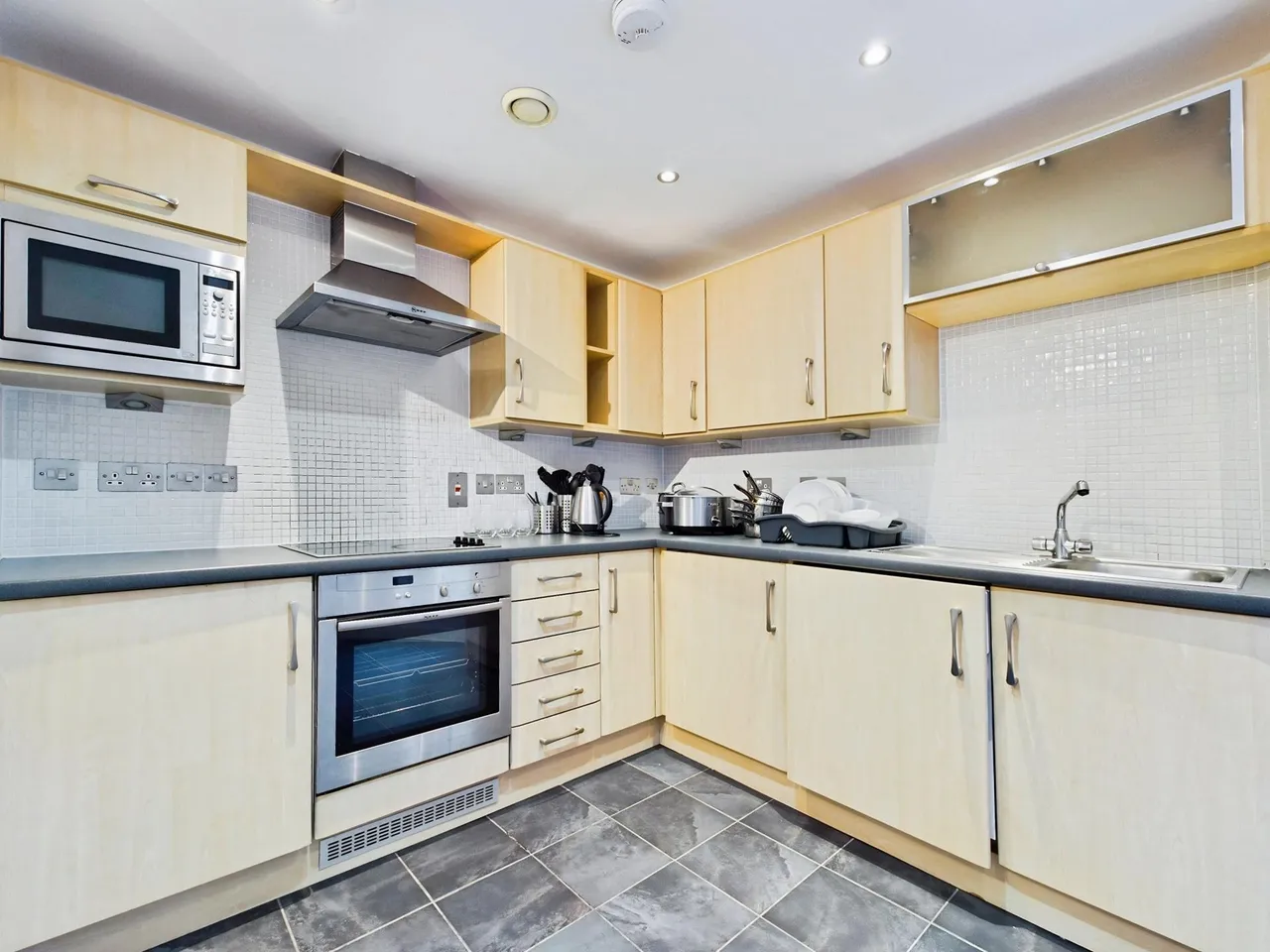 Princess Way, Princess Way, Swansea, SA1, photo 5