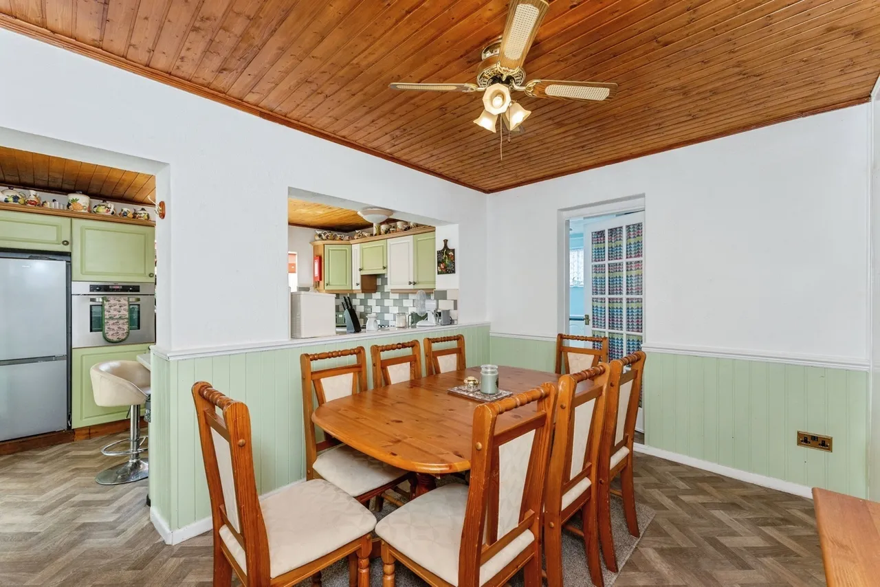 Hawkesbury Road, Buckley, CH7, photo 11