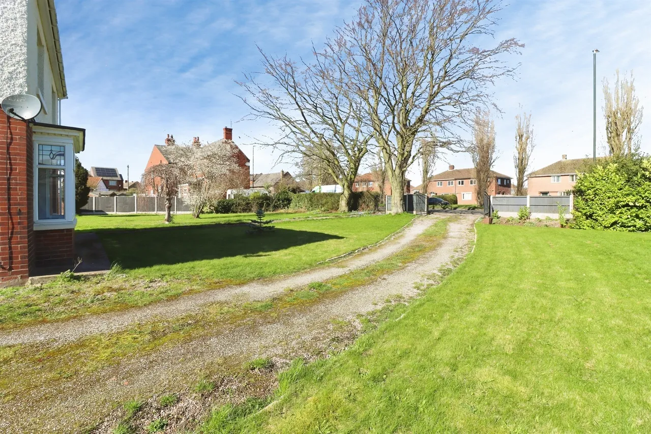 Creswell Road, Clowne, Chesterfield, photo 3