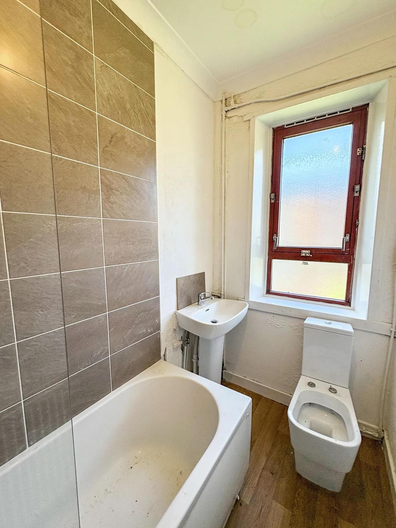 Dumbarton Road, Glasgow, G14 9XG, photo 9