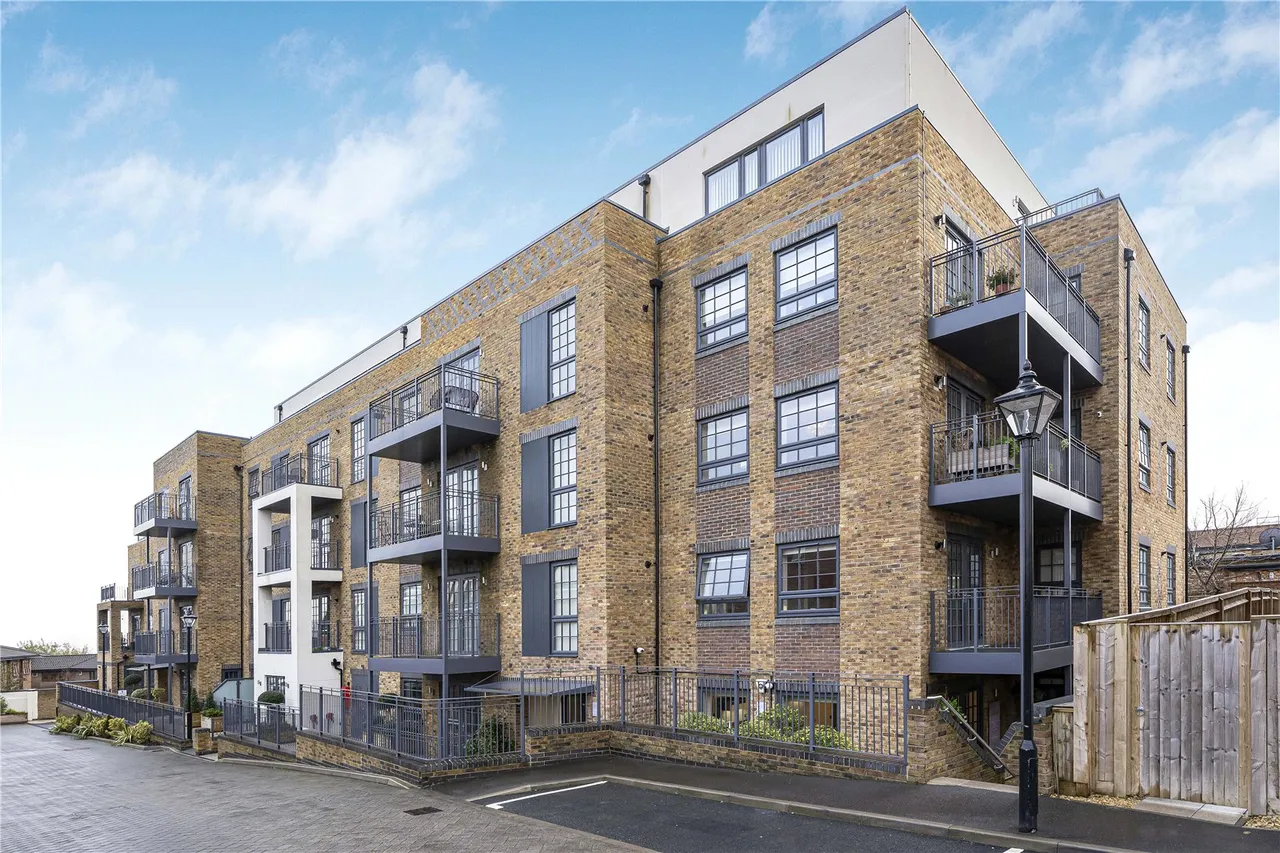 1 bed flat for sale — Lightfield, Intaglio House, Barnet, EN5 5GH