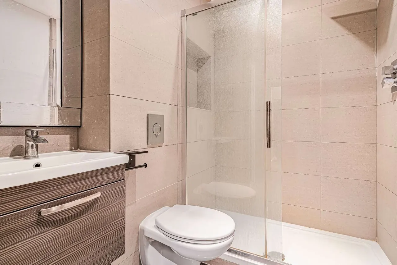 Hyde Park Place, London, W2, photo 6
