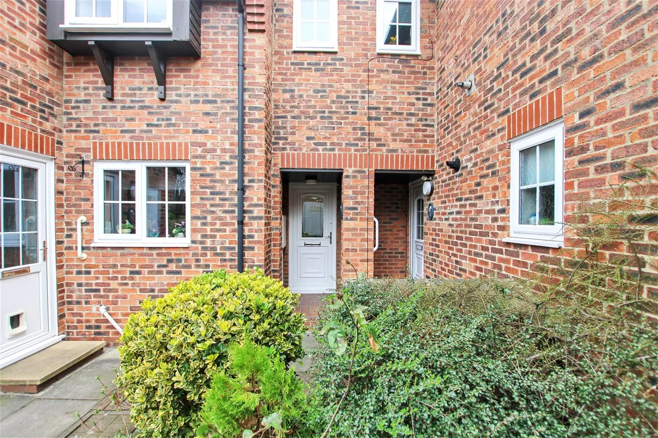 Arden Mews, Northallerton, North Yorkshire, England, DL6 1EN, photo 15