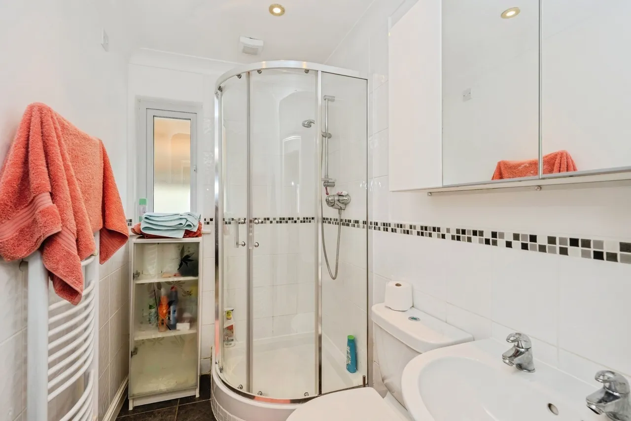Uwchgwendraeth, Drefach, SA14, photo 9