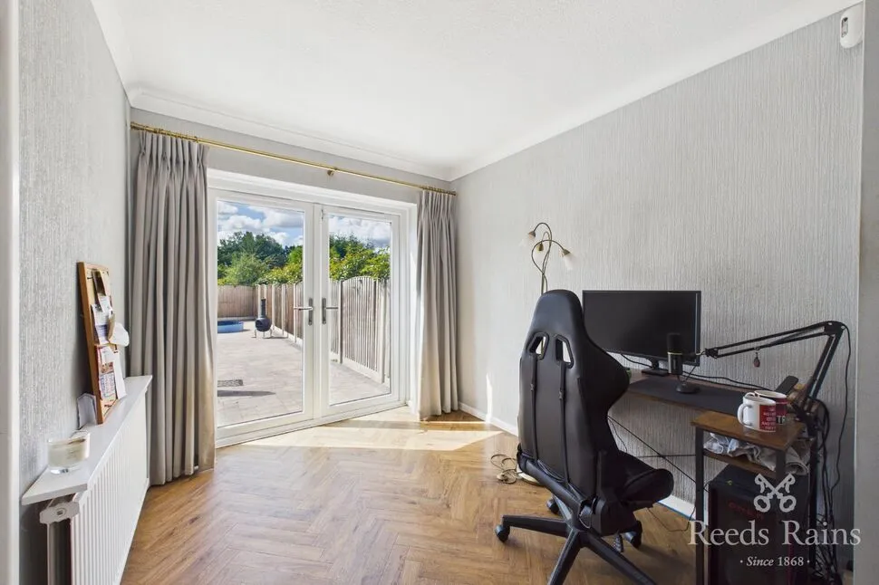Lomond Close, Woodsmoor, Cheshire, SK2, photo 12