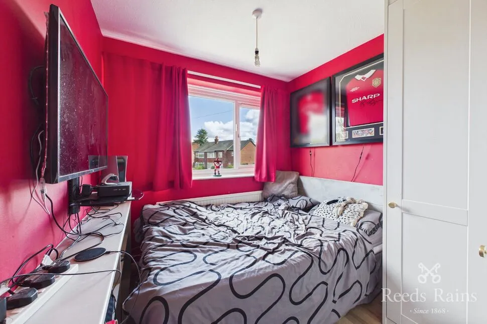 Lomond Close, Woodsmoor, Cheshire, SK2, photo 9