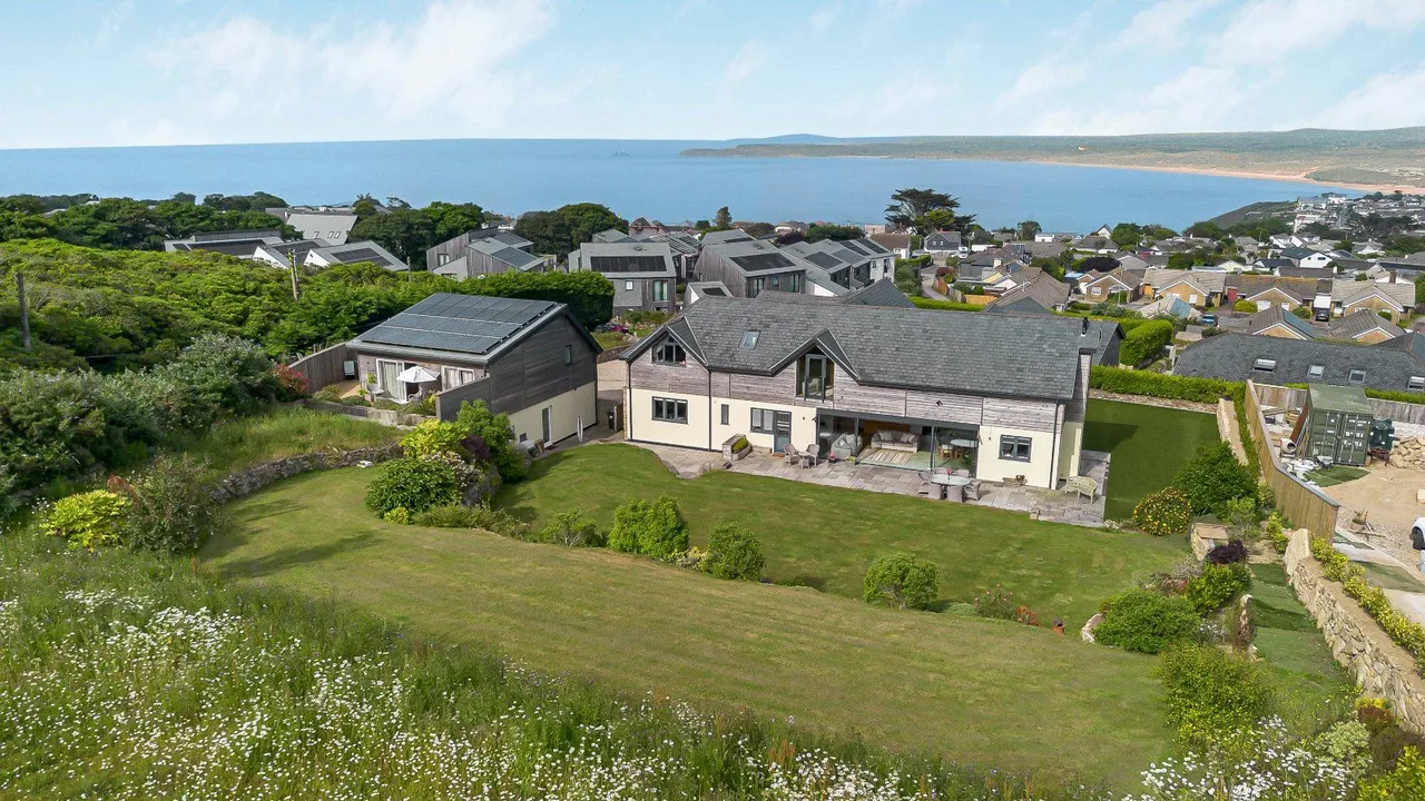 Carninney Lane, Carbis Bay, TR26, photo 14