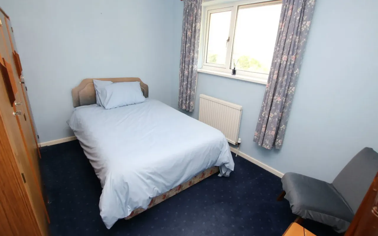 Huddersfield Road, Penistone, photo 11