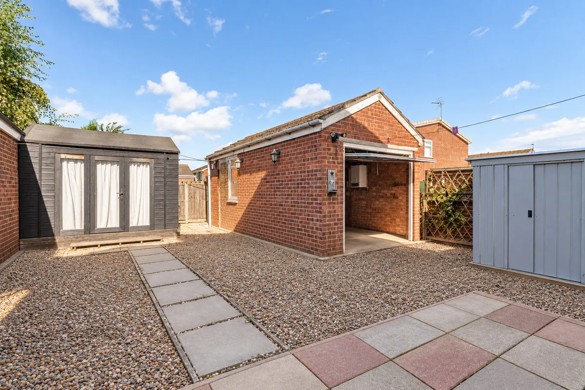 Bond Street, Rossington, DN11, photo 9