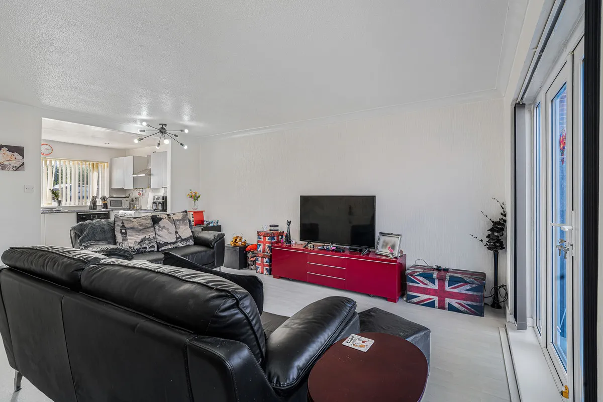 Bond Street, Rossington, DN11, photo 2