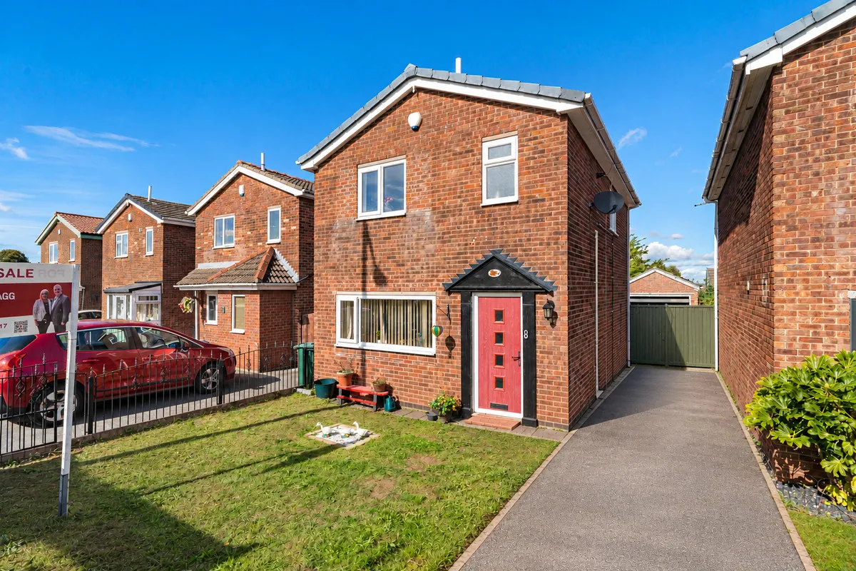 3 bed house for sale, Bond Street, Rossington, DN11
