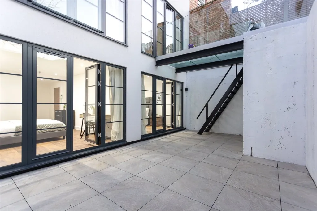 Hillcrest Road, Ealing, W3, photo 8