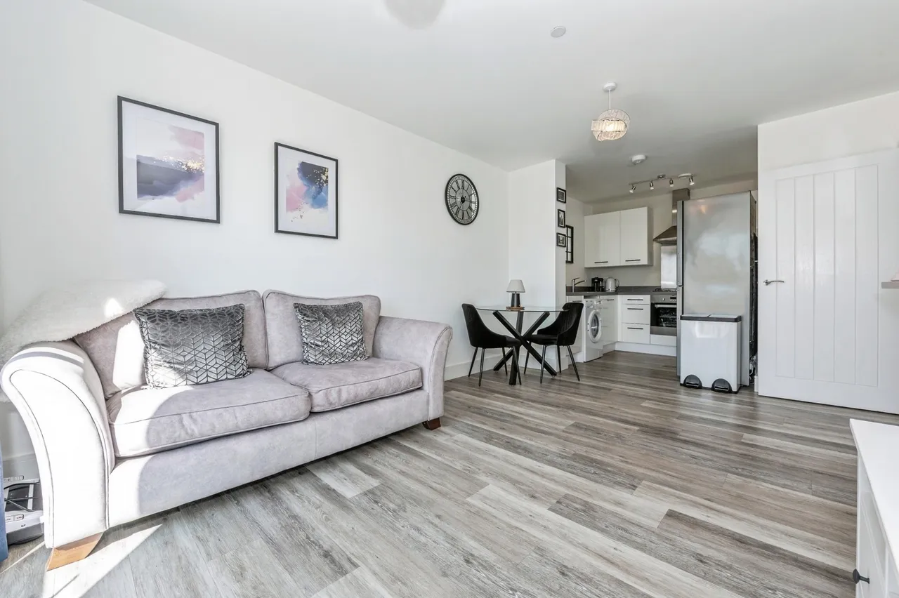 Windstar Drive, South Ockendon, Essex, RM15, photo 5