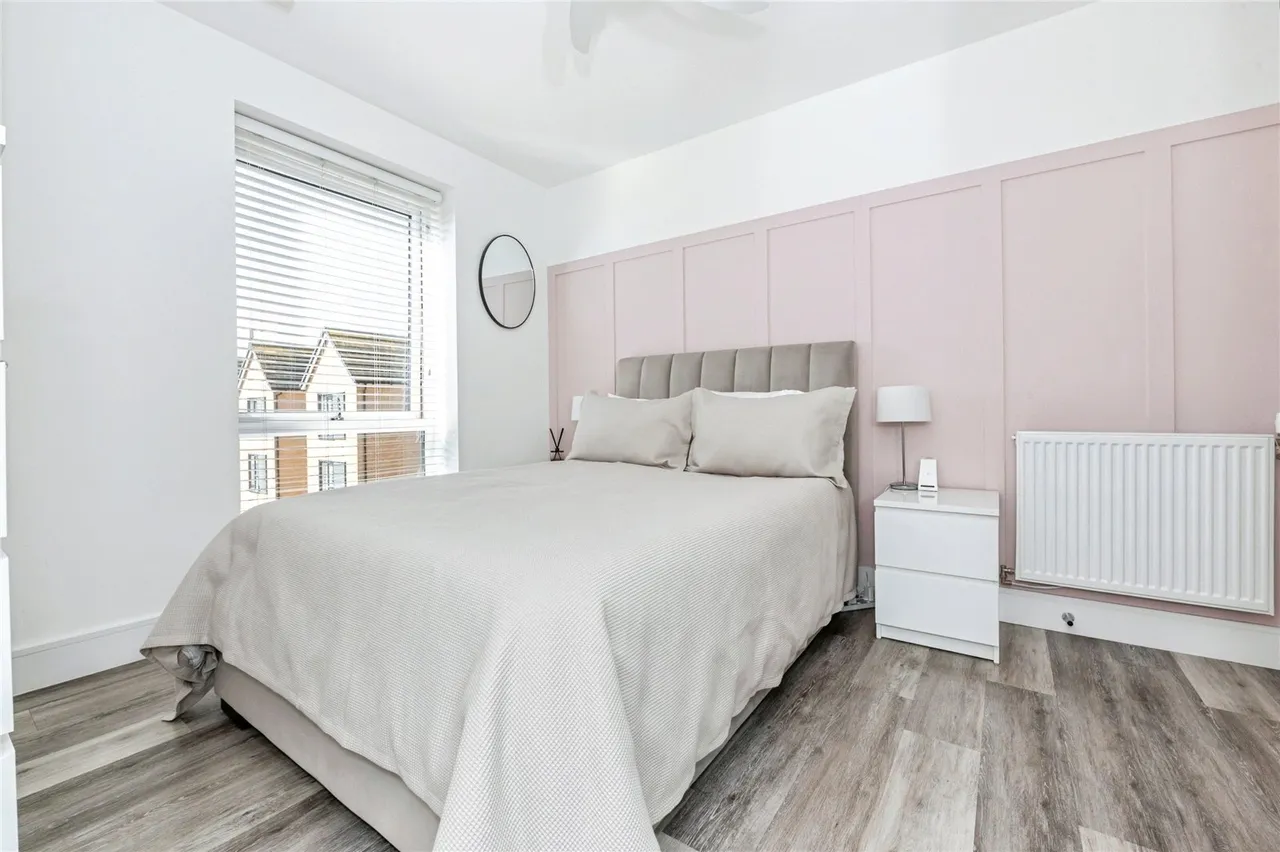 Windstar Drive, South Ockendon, Essex, RM15, photo 8