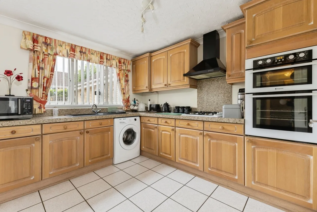 Mallow Way, Wymondham, Norfolk, NR18, photo 4