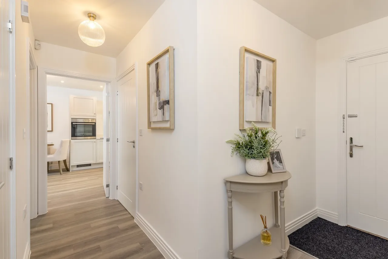 Birchwood, Waxwing Way, Farnham, GU9, photo 8