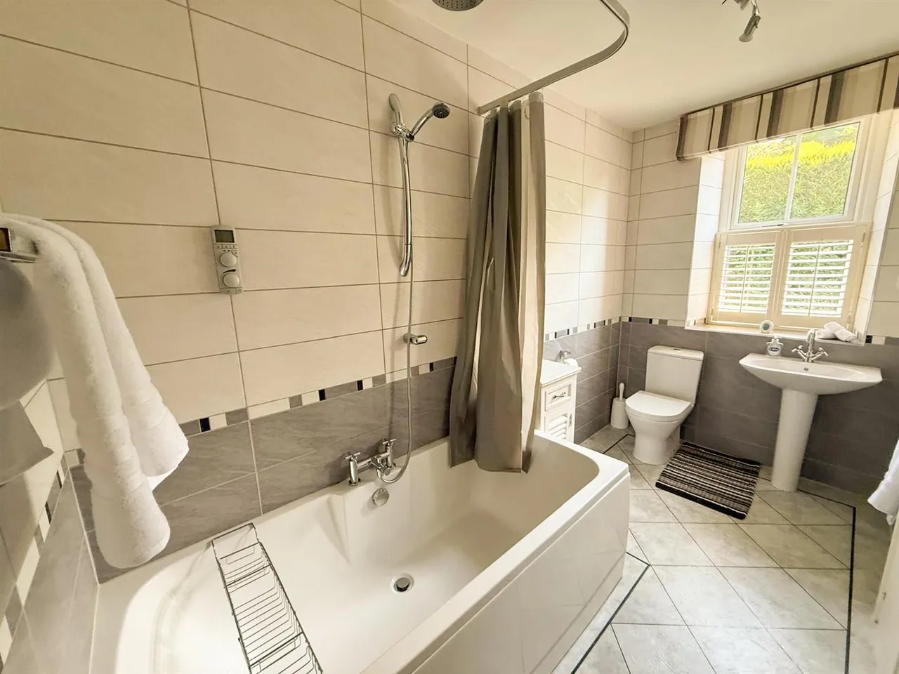 Chapel Street, Grassington, BD23 5BE, photo 11