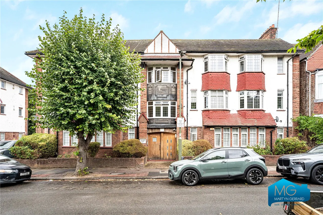 Woodstock Road, Golders Green, NW11, photo 16