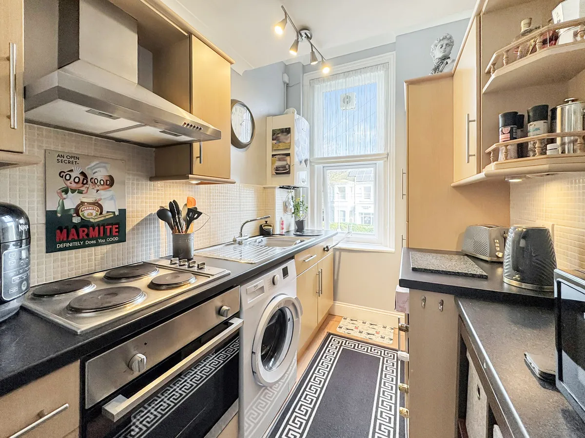 Tennyson Road, Worthing, BN11, photo 3