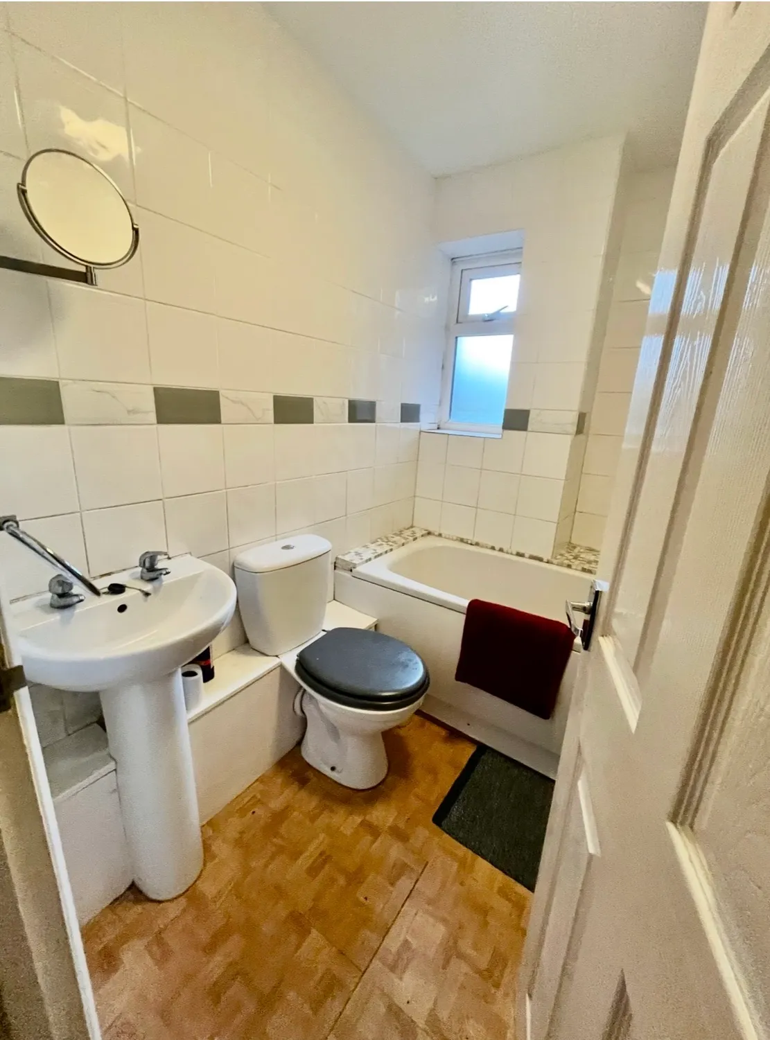 Chelsea Close, Hampton Hill, TW12, photo 5