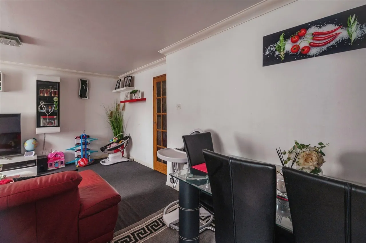 Porter Close, Grays, Essex, RM20, photo 7