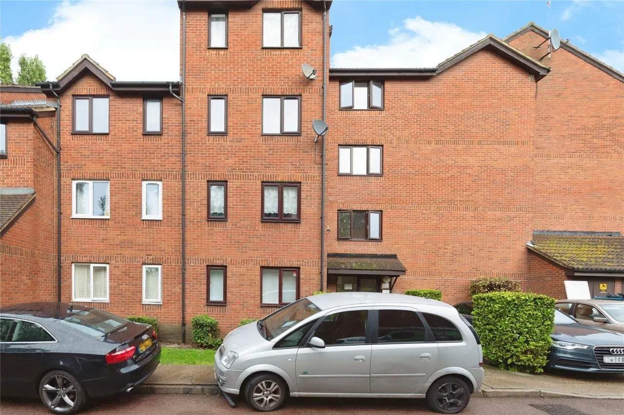Porter Close, Grays, Essex, RM20, photo 15