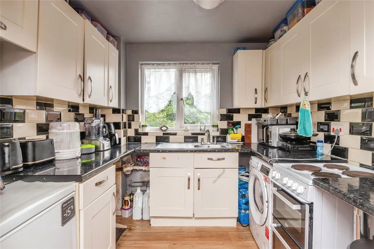 Porter Close, Grays, Essex, RM20, photo 3