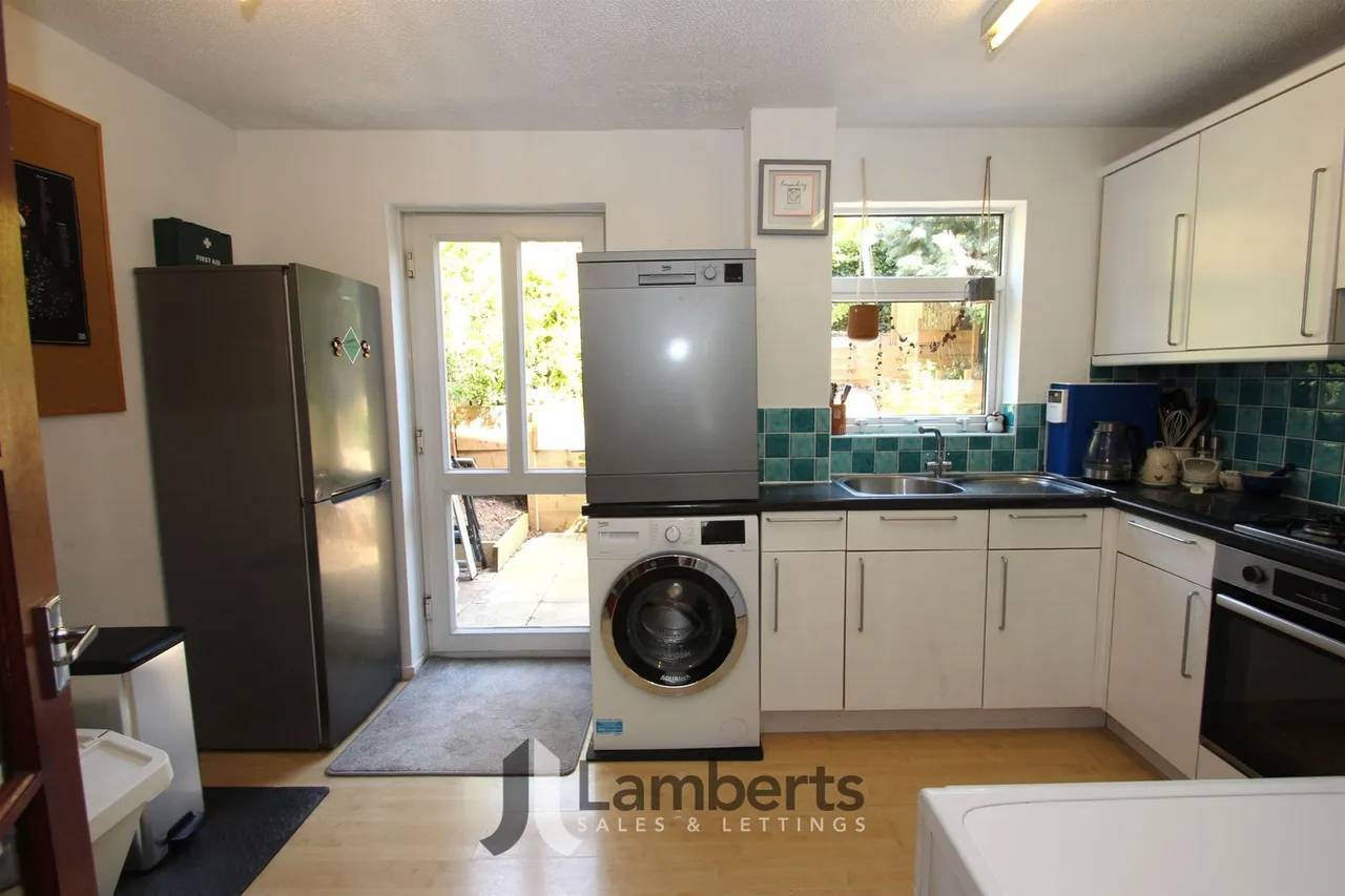 24 Easenhall Lane, Redditch, photo 17