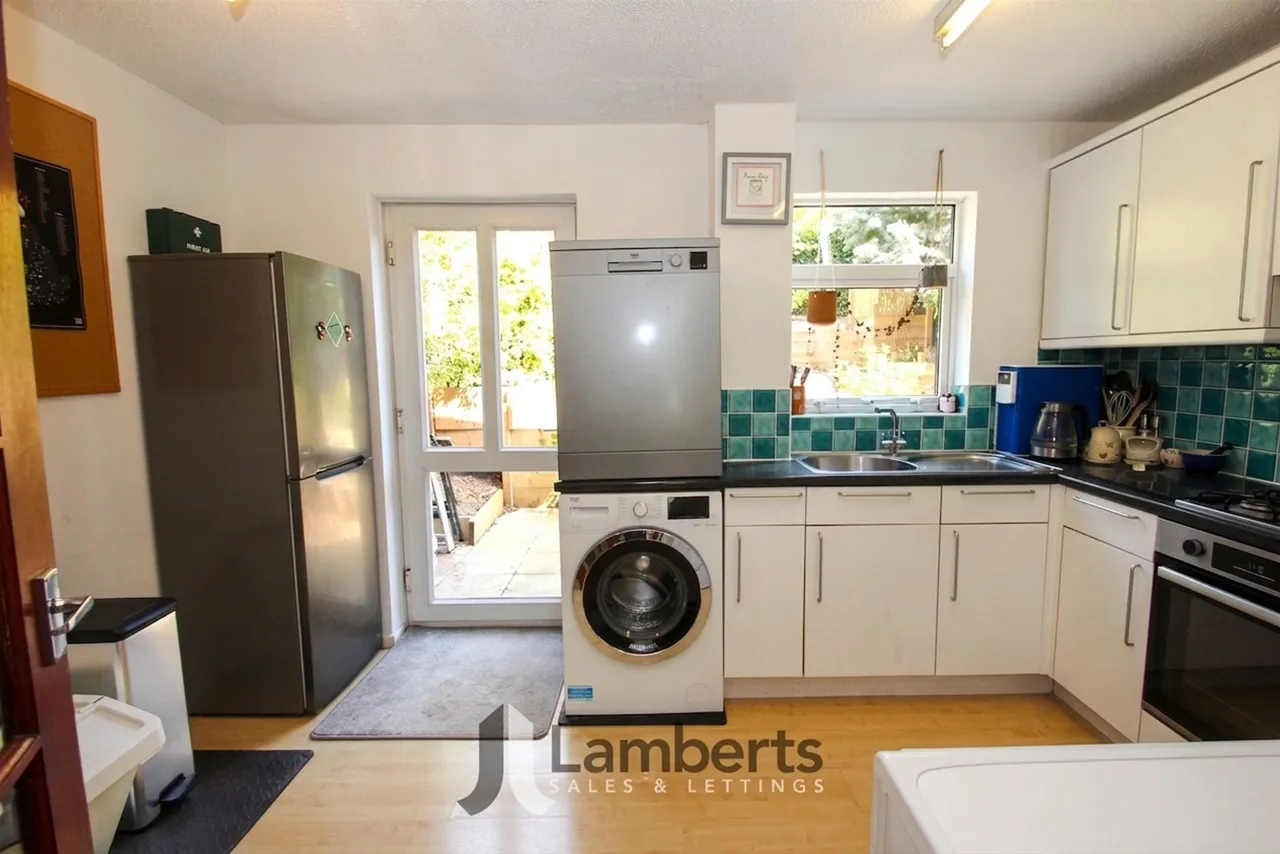 24 Easenhall Lane, Redditch, photo 7