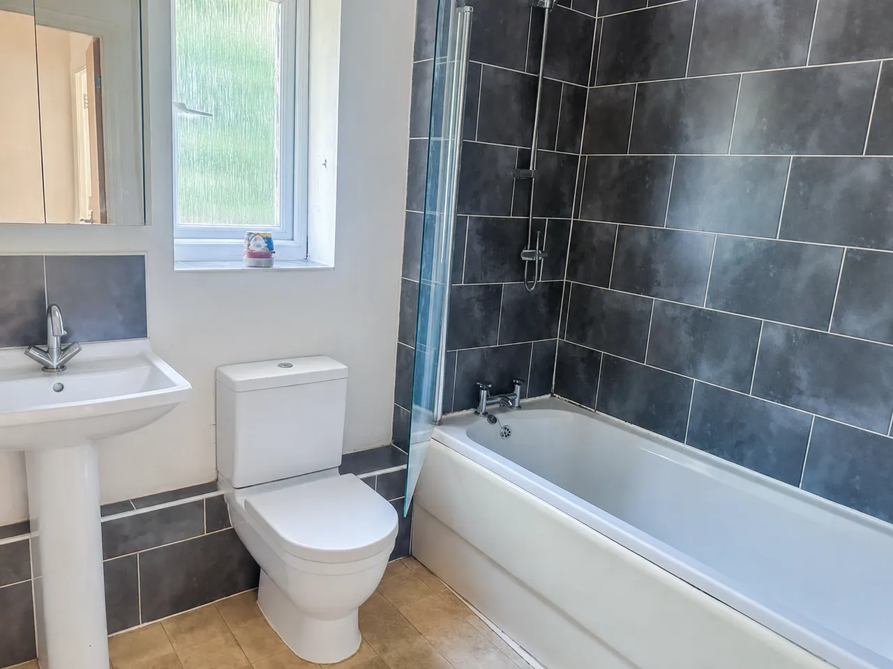Lily Rose Close Chorley Old Road, Bolton, BL1 5RY, photo 4