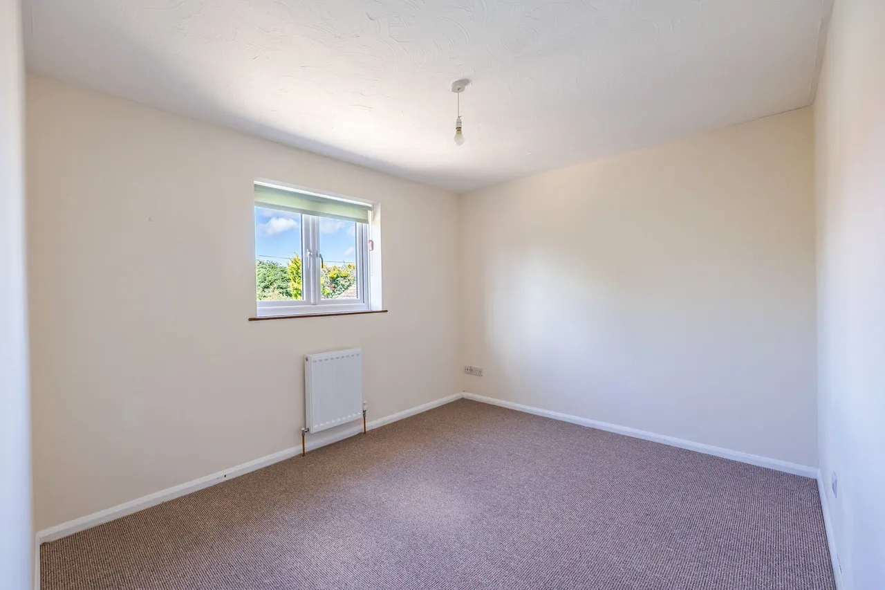 Detached Home with Huge Potential in, photo 15