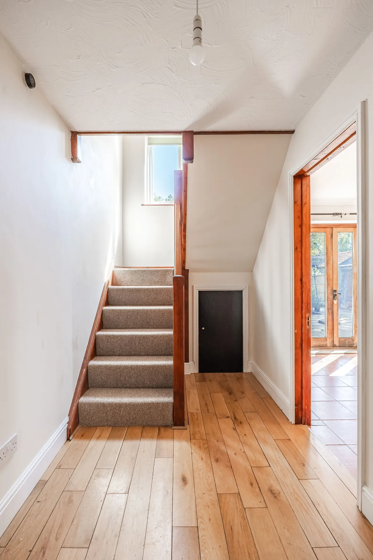 Detached Home with Huge Potential in, photo 8