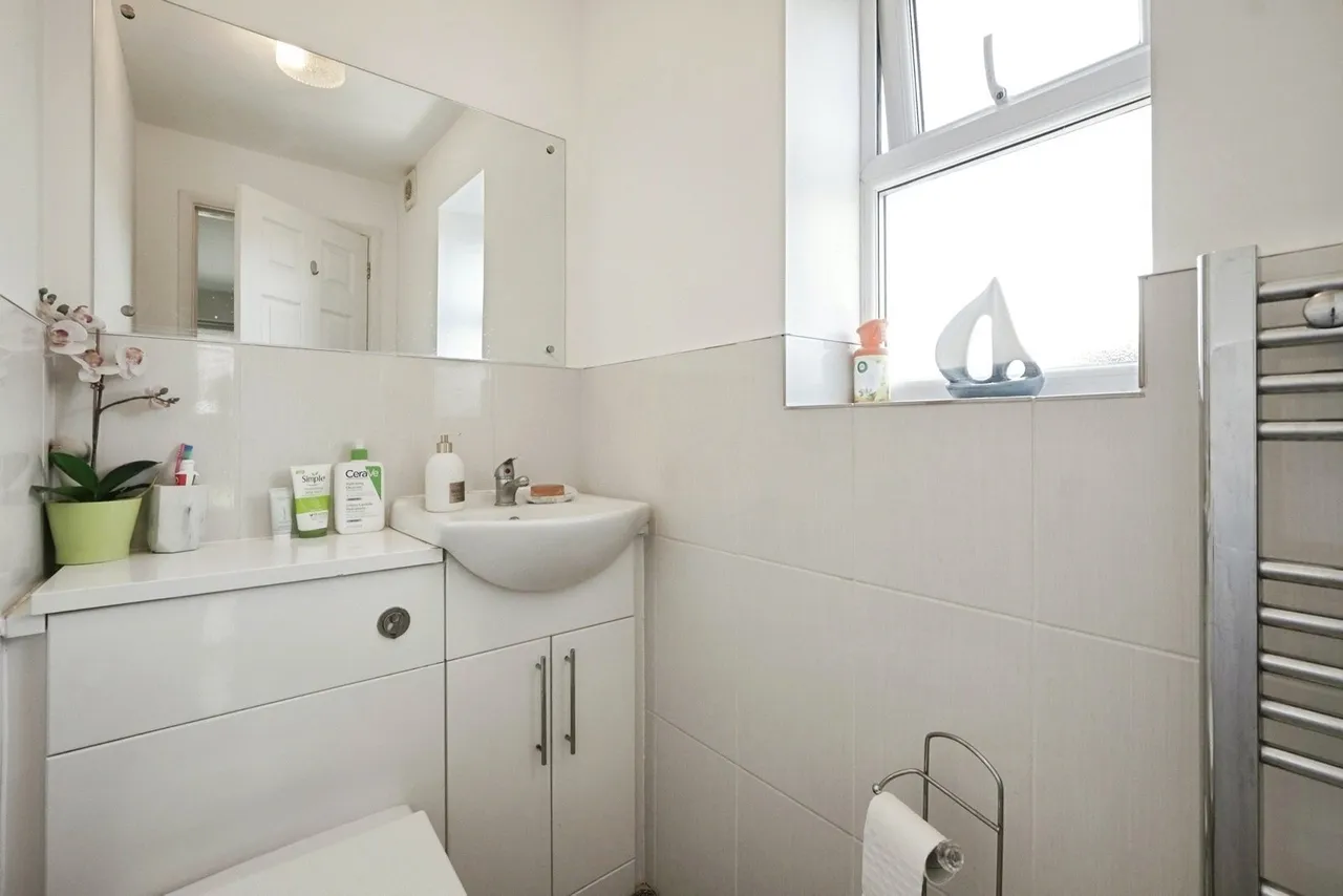 Derwent Avenue, Ramsgate, CT11, photo 13