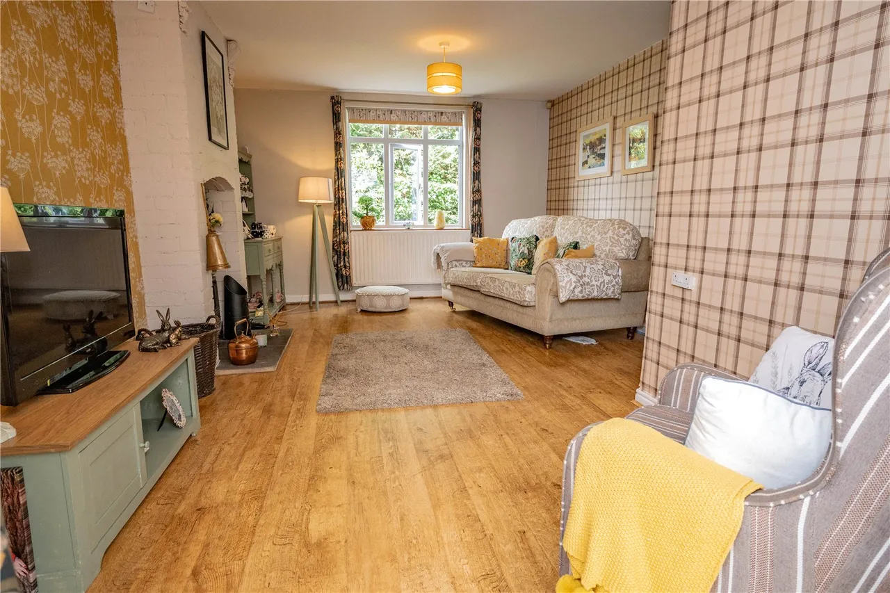 Brook Road, Bromsgrove, Worcestershire, B61 7DE, photo 2