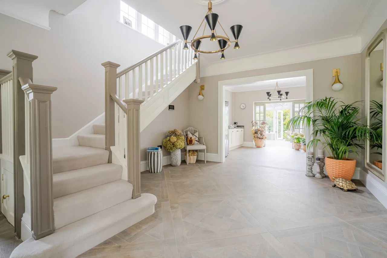 Amersham Road, Chesham Bois, Amersham, Buckinghamshire, HP6 5PE, photo 6