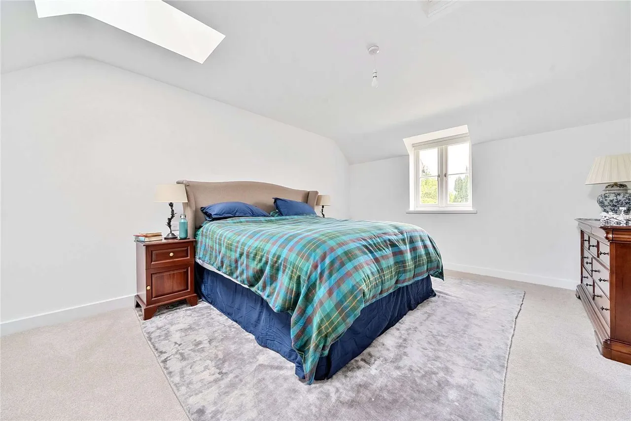 Main Street, Empingham, Oakham, Rutland, LE15 8PR, photo 9