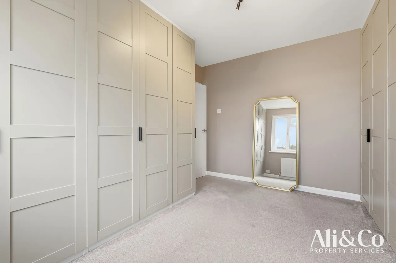 Long Lane, Grays, Essex, RM16 2QH, photo 16
