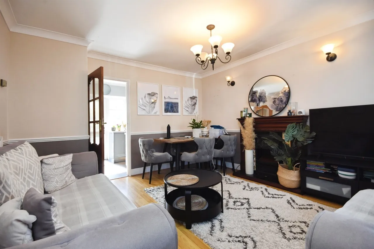 Sheringham Avenue, Romford, photo 5