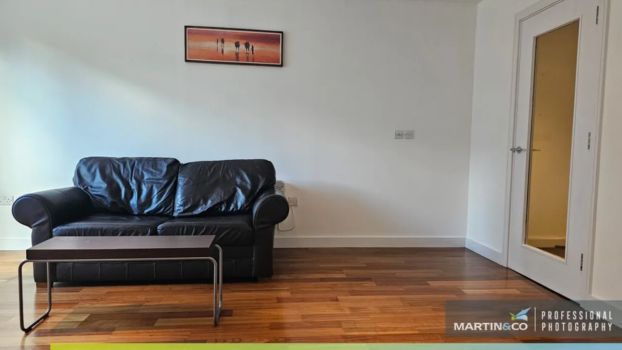 Newport Road, CF24, photo 6