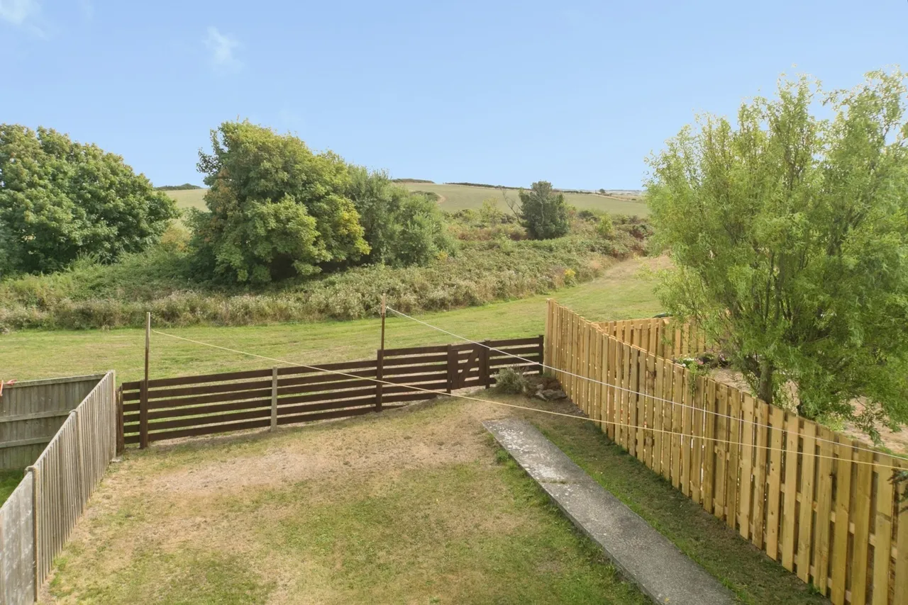 Minffordd Road, Caergeiliog, LL65, photo 18