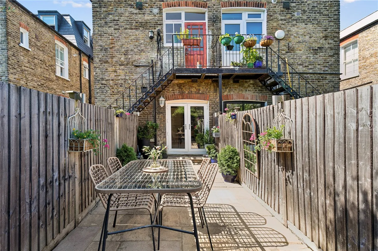 Ravenstone Street, London, SW12, photo 4
