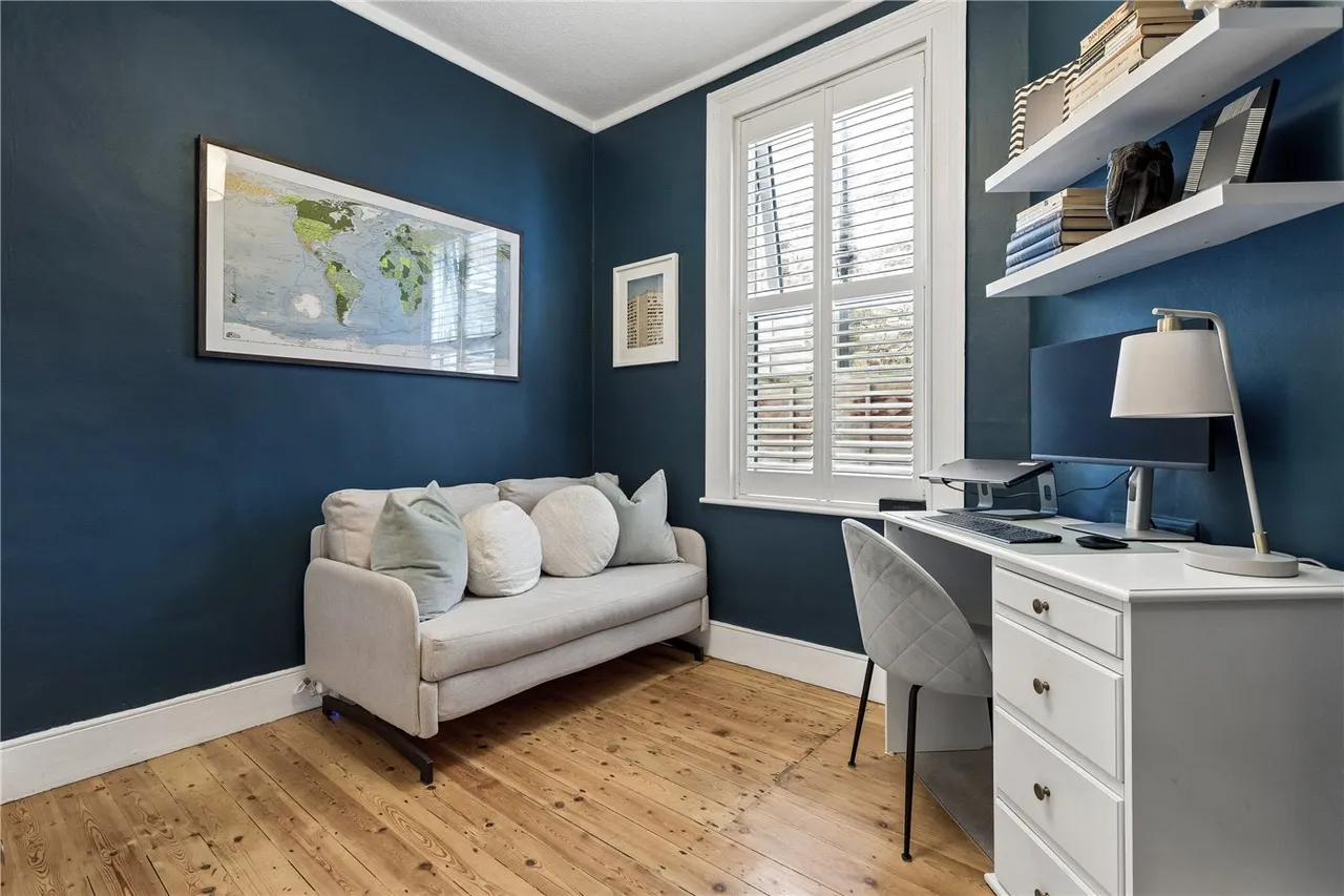 Ravenstone Street, London, SW12, photo 8