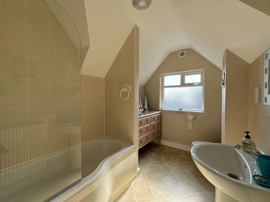 Bryn Avenue, Kinmel Bay, Conwy, LL18 5BH, photo 15