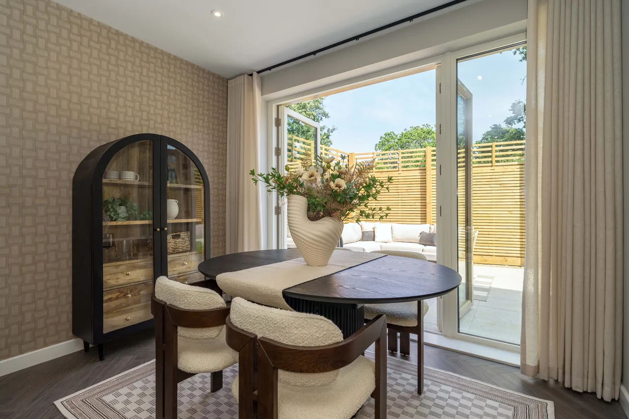 Twyford Abbey Road, London, NW10, photo 11