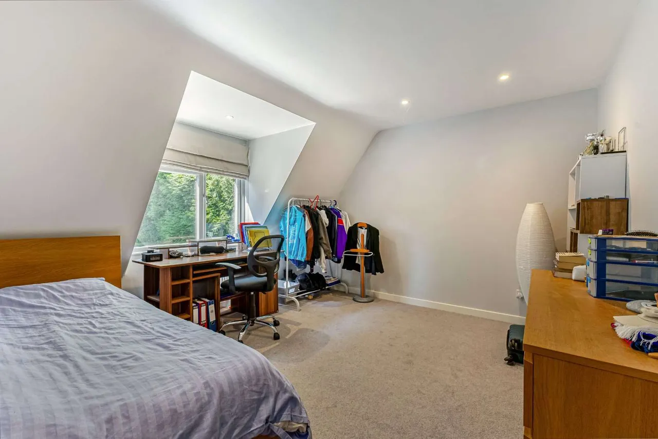 Valley Road, Rickmansworth, WD3, photo 11