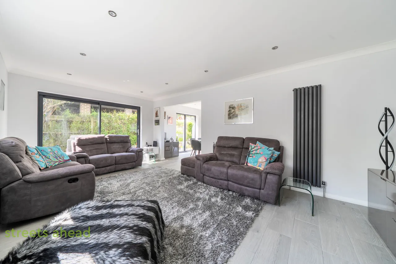 Haycroft Close, Coulsdon, CR5, photo 2