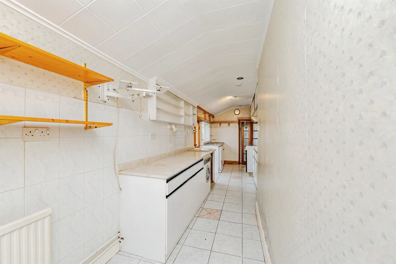 Wick Road, Bridgend, CF35, photo 8