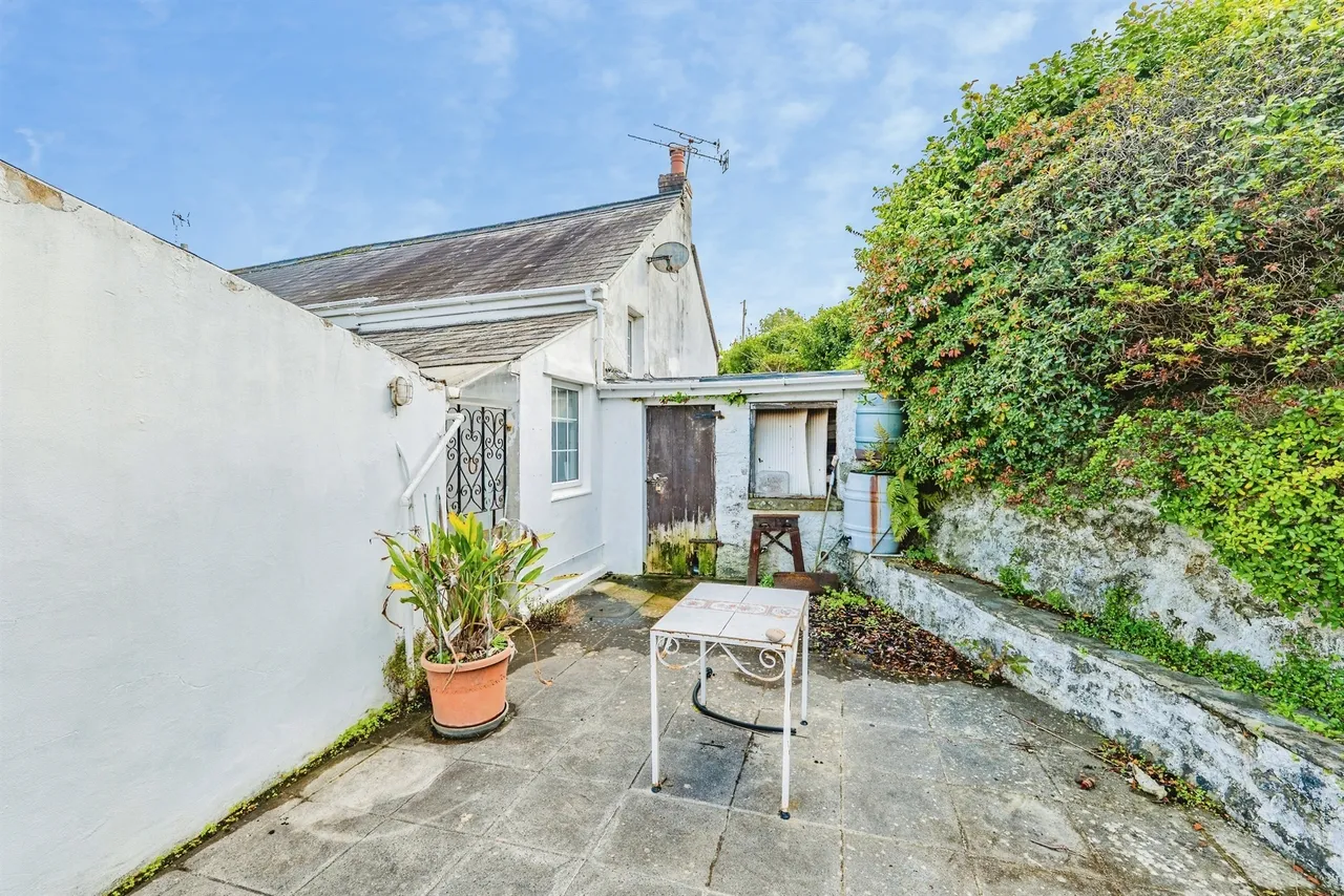 Wick Road, Bridgend, CF35, photo 17