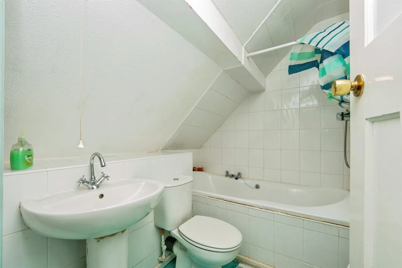 Radipole Lane, Weymouth, DT4, photo 12